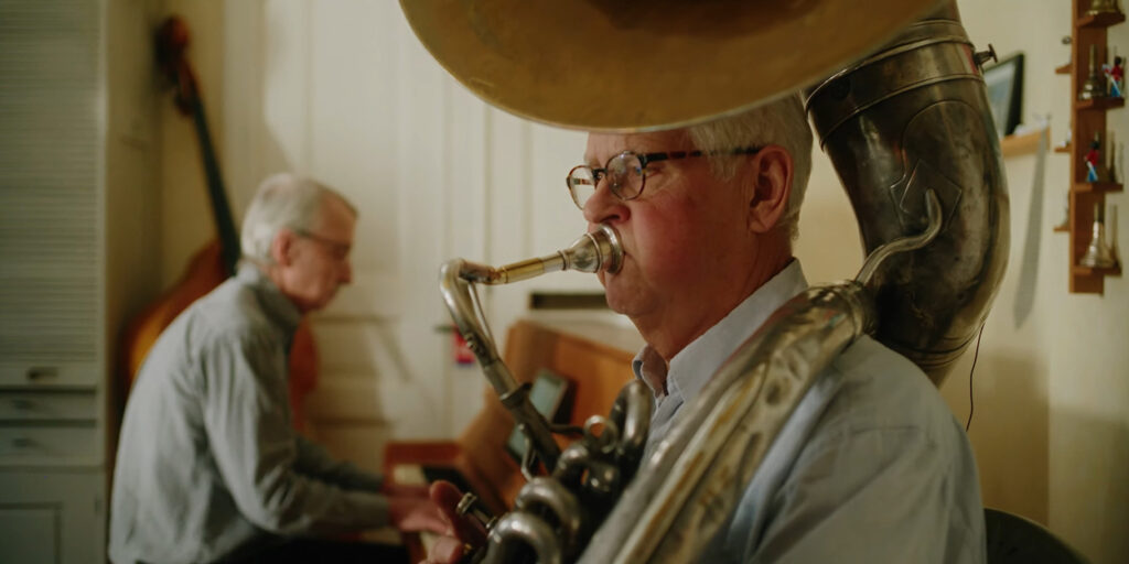 Jonas Eilert plays sousaphone